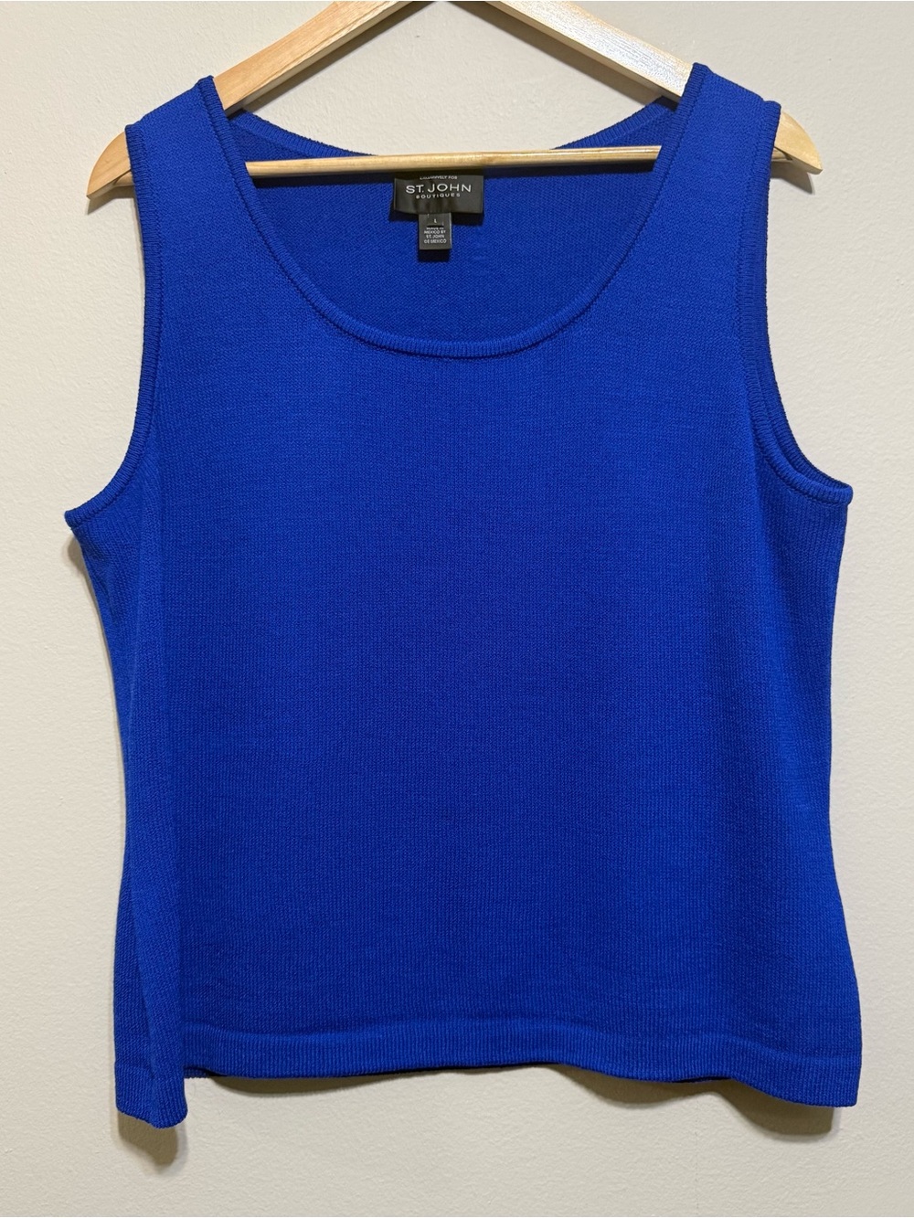 ST. JOHN Boutique Wool Blend Blue Knit Tank Excellent condition Women L